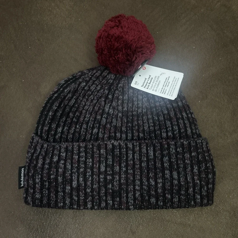Lululemon Textured Fleece Lined Knit Pom Pom Beanie Cassis/Black